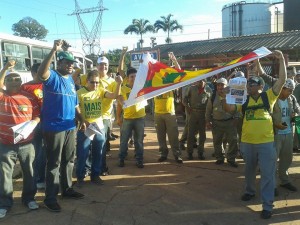 10257304_716744271720233_6744983987715252869_n